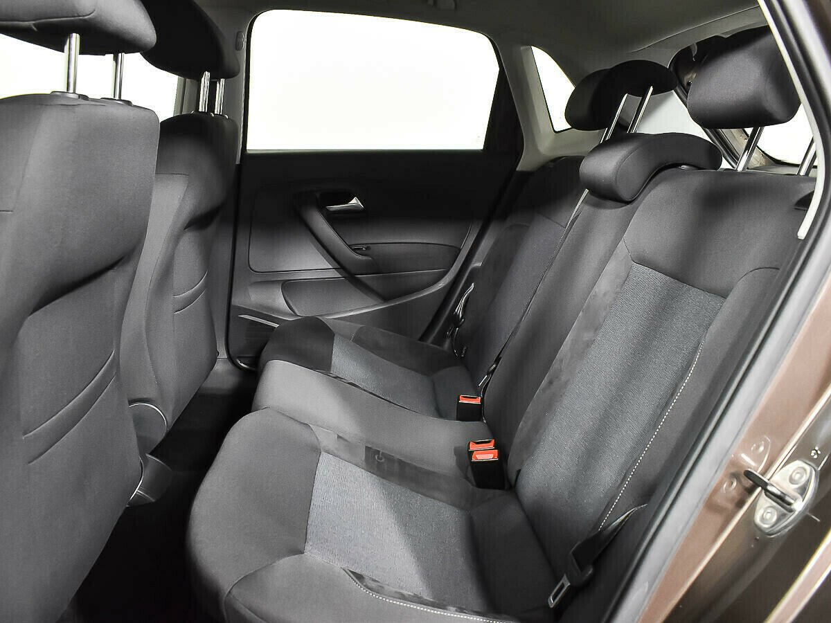 Volkswagen Polo, 1.6 л, МТ, 2011 фото 8