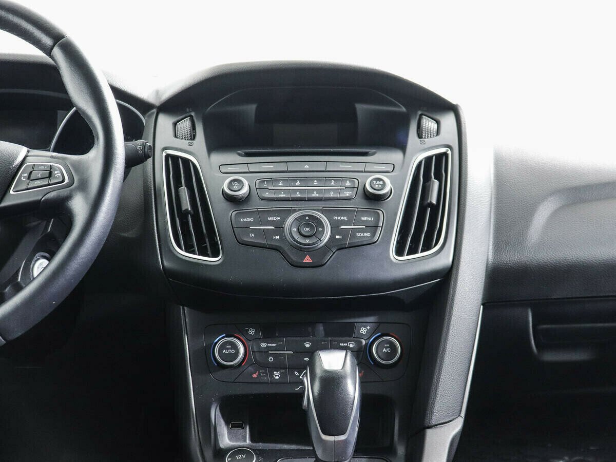 Ford Focus, 1.6 л, Робот, 2017 фото 11