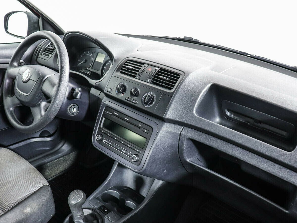 Skoda Fabia, 1.2 л, МТ, 2012 фото 2