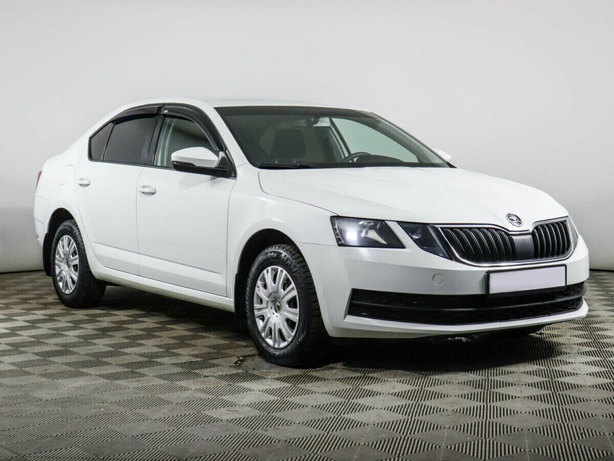Skoda Octavia, 1.6 л, АТ, 2019 фото 4