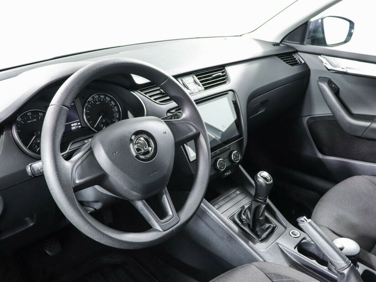 Skoda Octavia, 1.6 л, МТ, 2017 фото 9