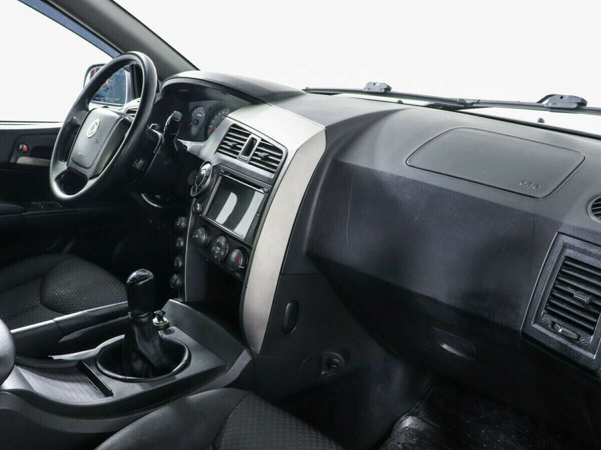 SsangYong Kyron, 2.3 л, МТ, 2013 фото 2