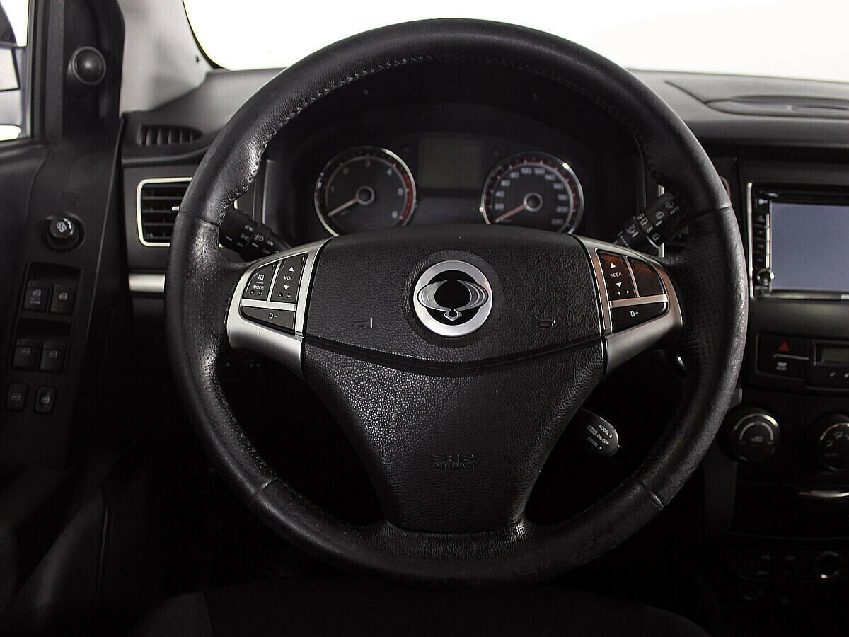 SsangYong Actyon, 2.0 л, АТ, 2011 фото 1
