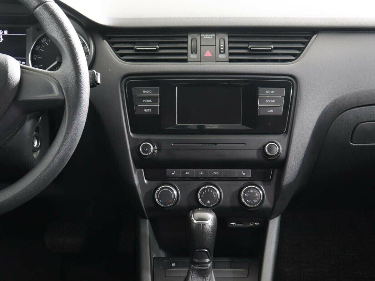 Skoda Octavia, 1.6 л, АТ, 2016 фото 2