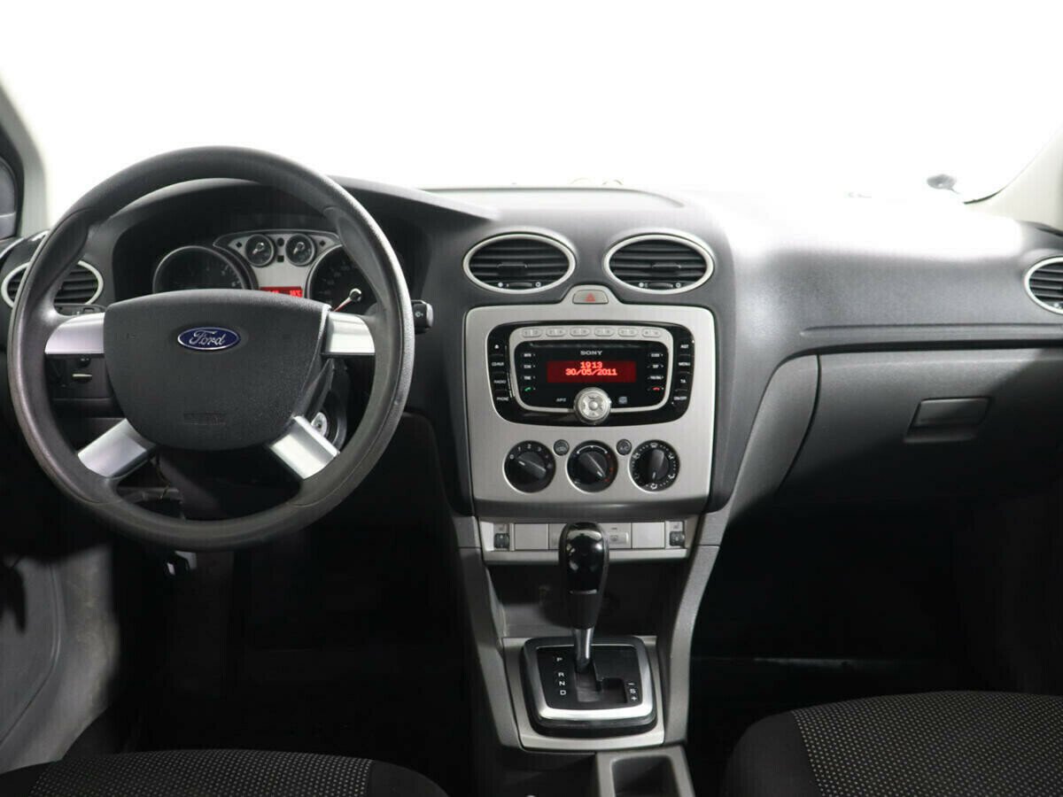 Ford Focus, 1.6 л, АТ, 2011 фото 8