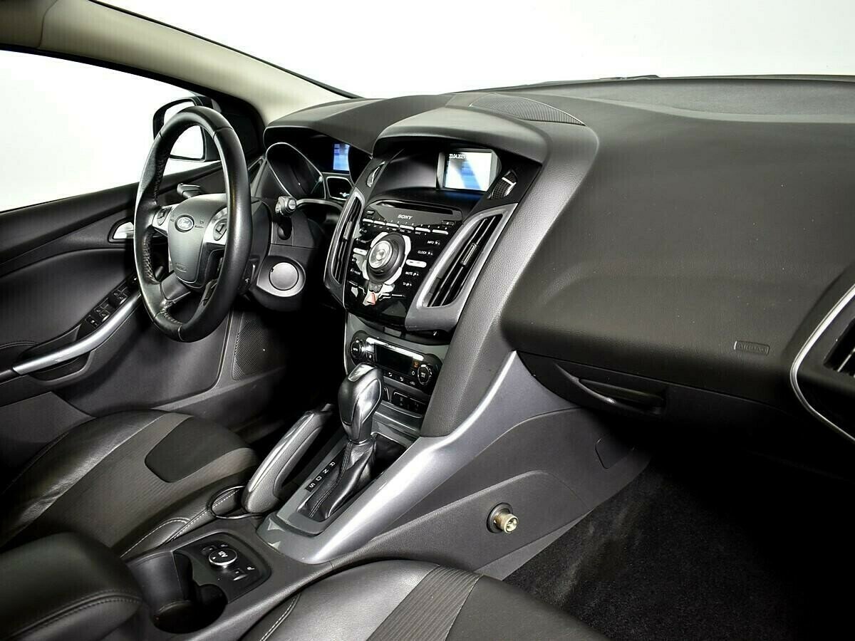 Ford Focus, 2.0 л, Робот, 2012 фото 2