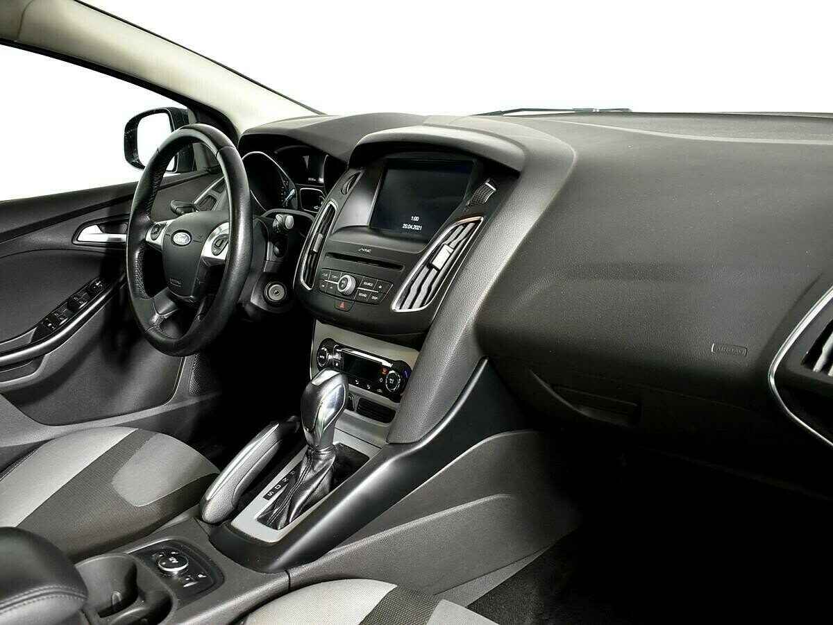 Ford Focus, 1.6 л, Робот, 2013 фото 2