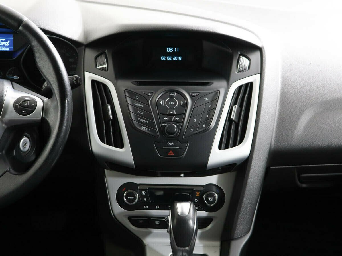 Ford Focus, 1.6 л, Робот, 2014 фото 9