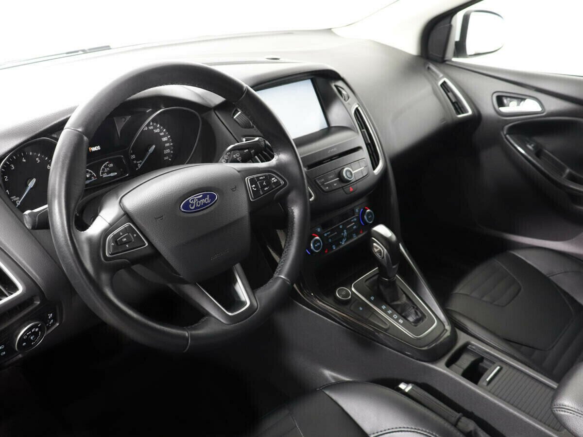 Ford Focus, 1.6 л, Робот, 2015 фото 9