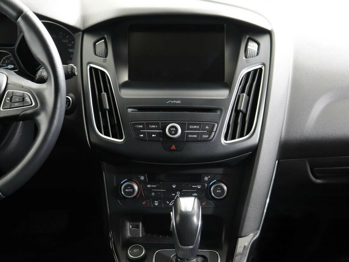 Ford Focus, 1.6 л, Робот, 2015 фото 2