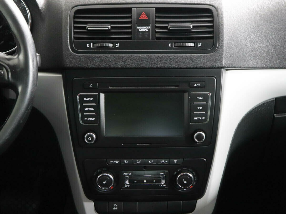 Skoda Yeti, 1.2 л, Робот, 2012 фото 8