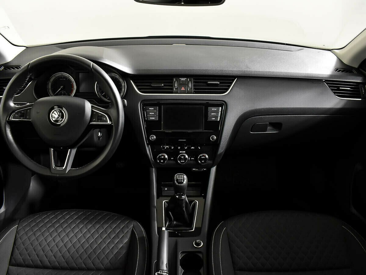 Skoda Octavia Импорт, 1.5 л, МТ, 2017 фото 10