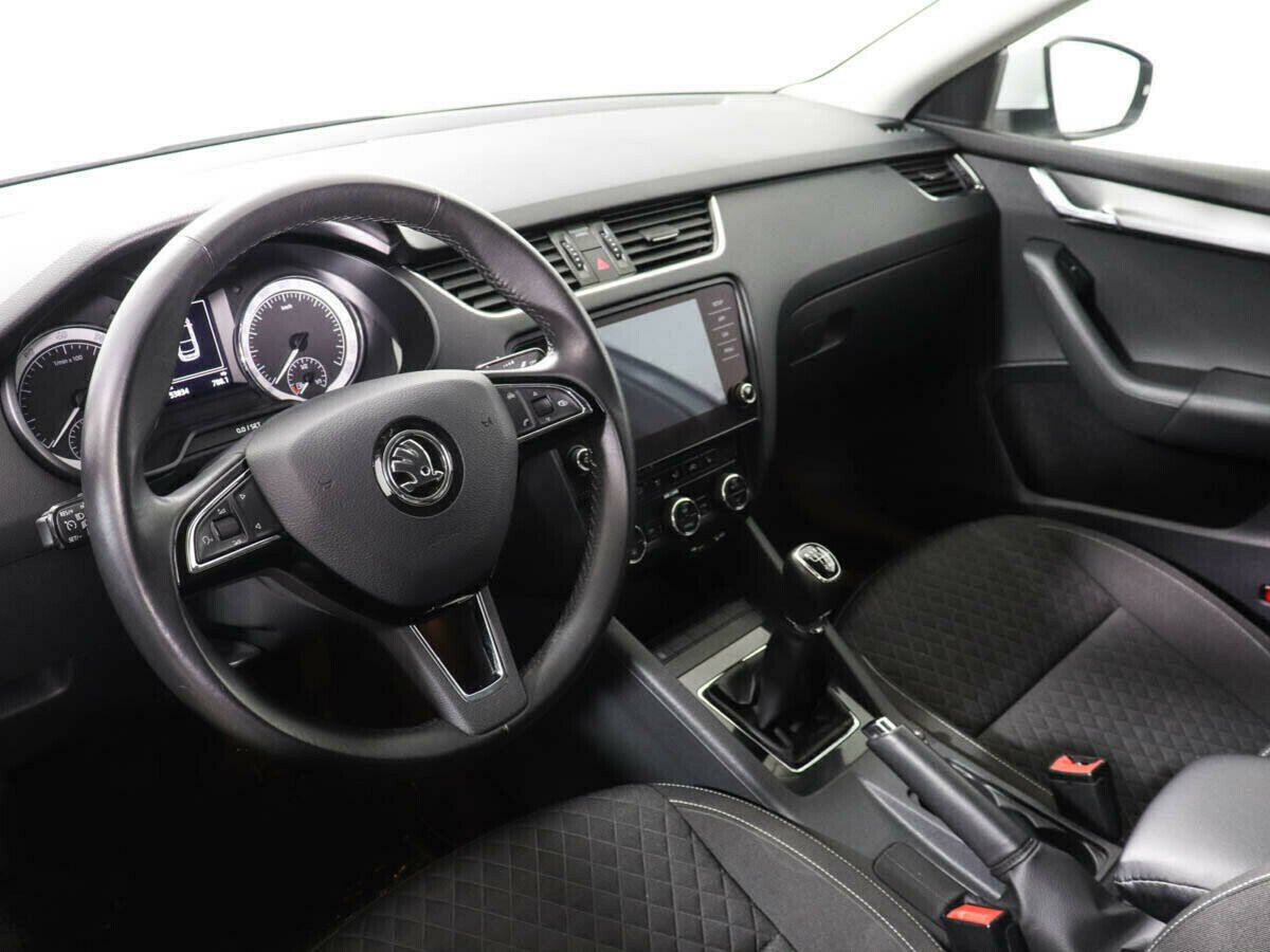 Skoda Octavia, 1.8 л, МТ, 2017 фото 9