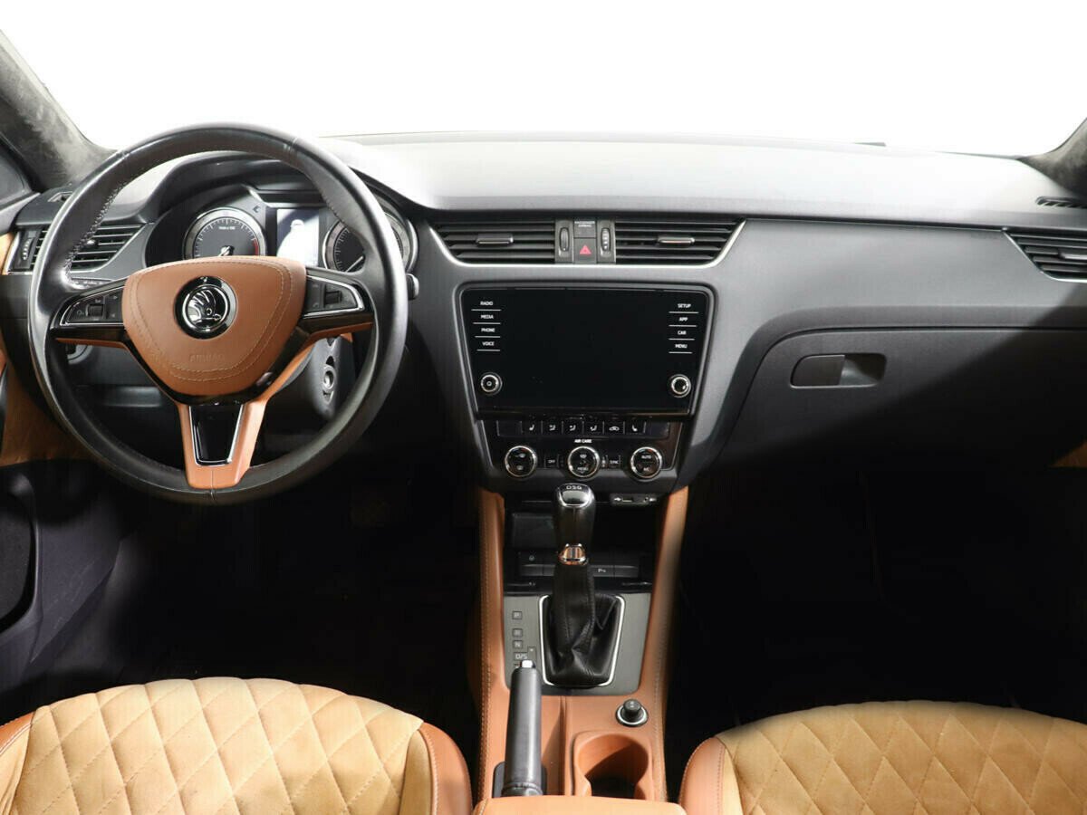 Skoda Octavia, 1.8 л, Робот, 2018 фото 7