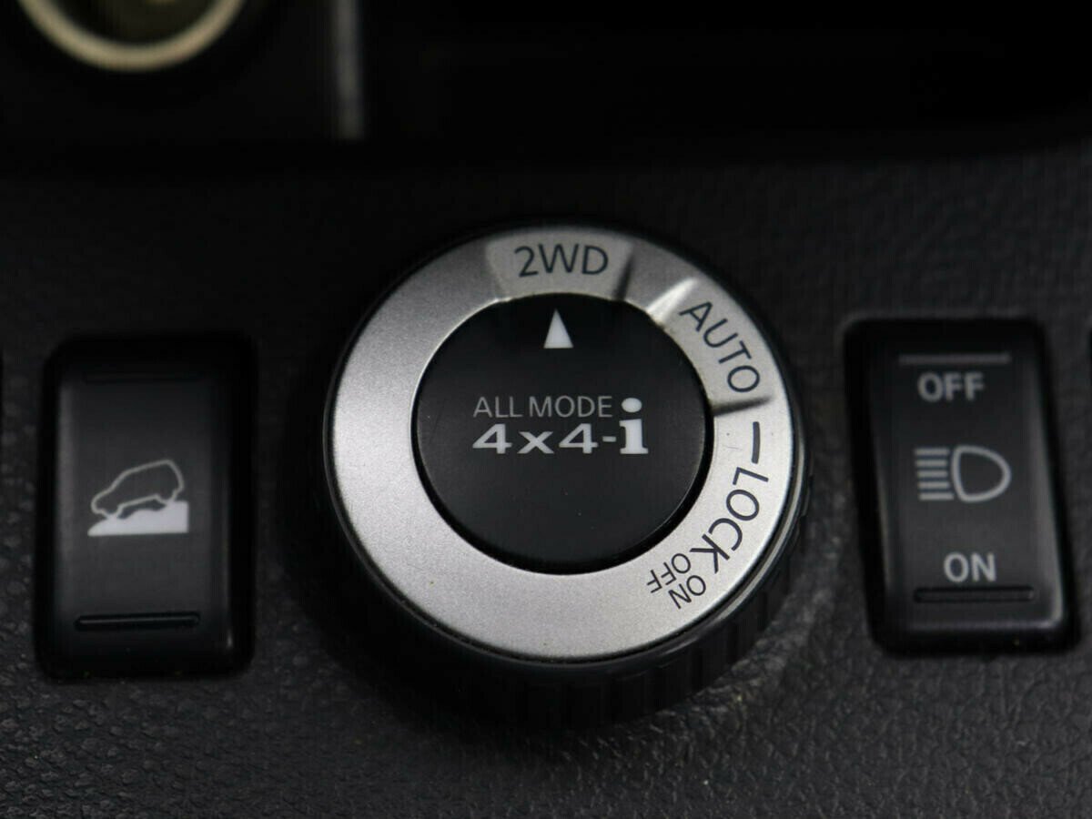 Nissan X-Trail SE Mid, 2.0 л, Вариатор, 2010 фото 9