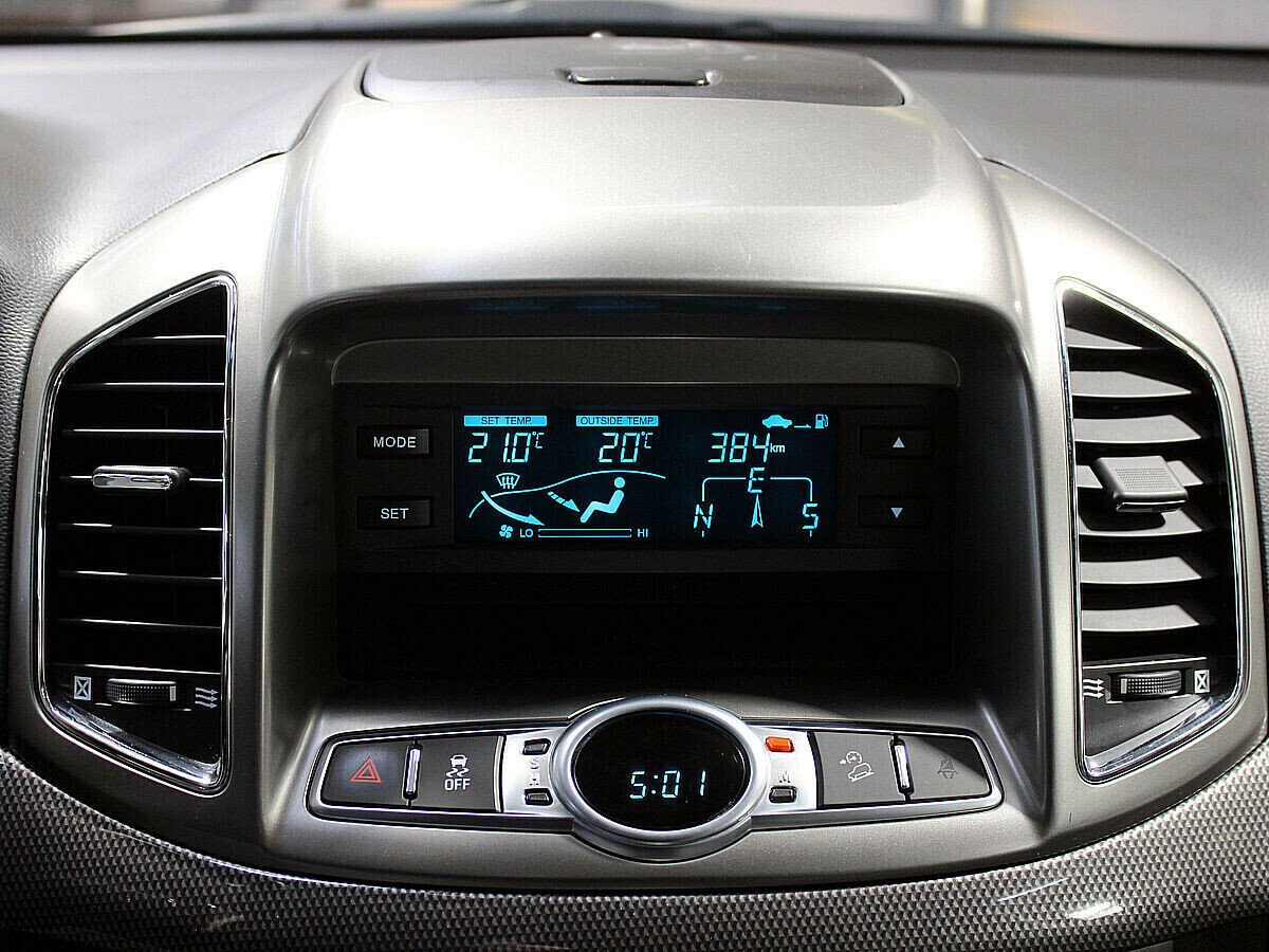 Chevrolet Captiva, 2.2 л, АТ, 2013 фото 1