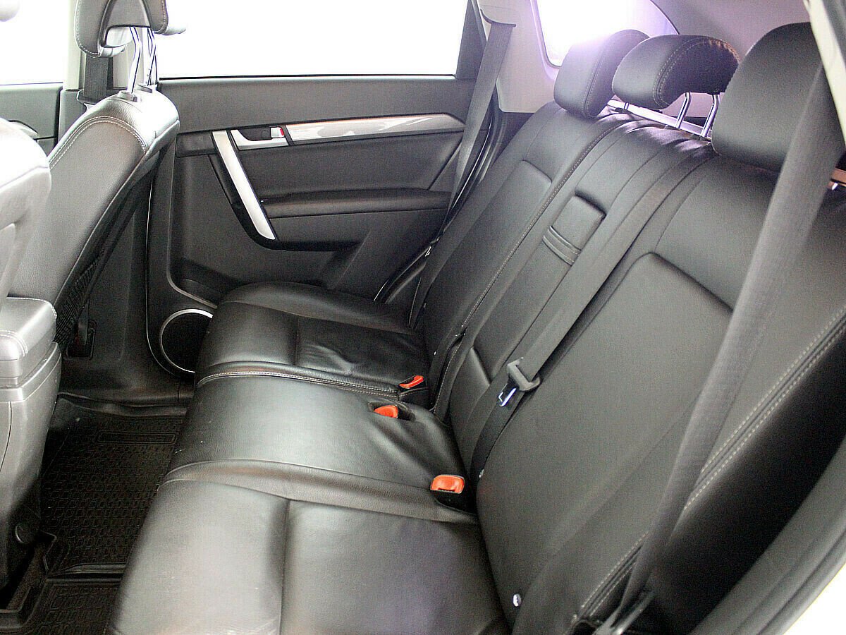 Chevrolet Captiva, 2.4 л, АТ, 2013 фото 1