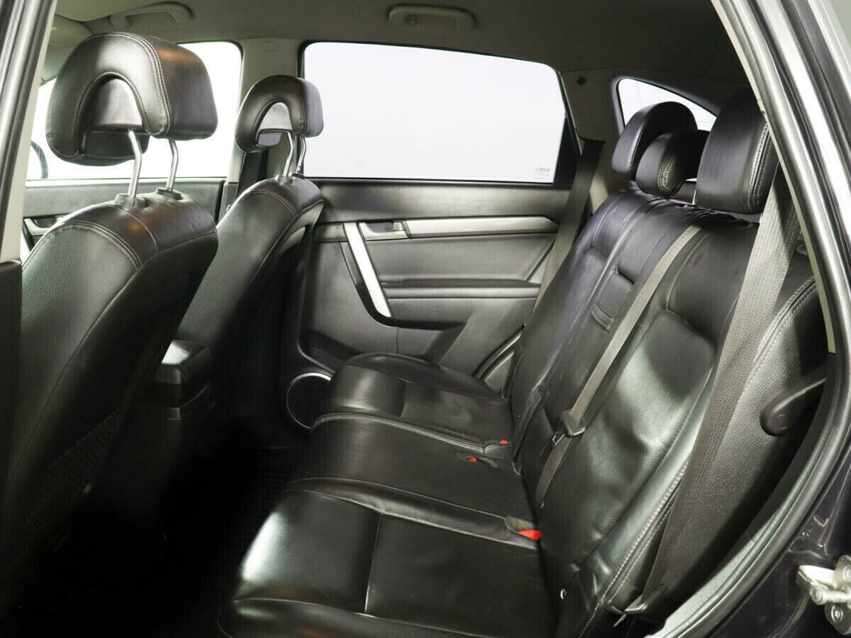 Chevrolet Captiva, 2.4 л, АТ, 2012 фото 1