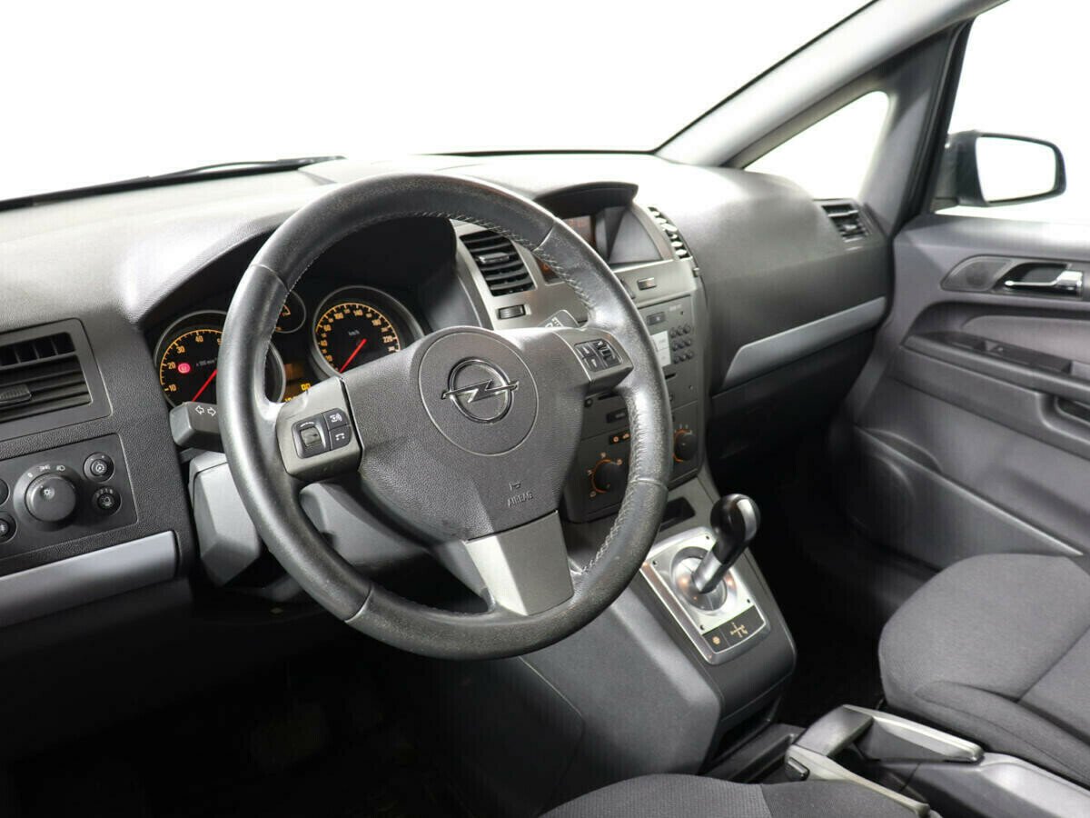 Opel Zafira, 1.8 л, Робот, 2008 фото 7