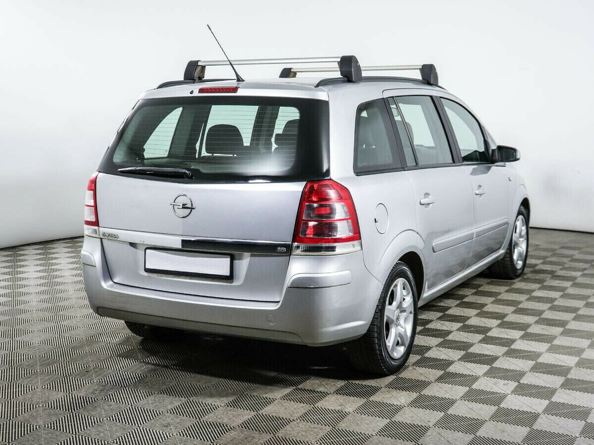 Opel Zafira, 1.8 л, Робот, 2009 фото 6
