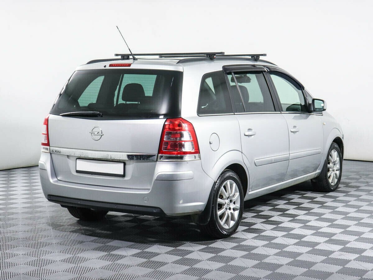 Opel Zafira, 1.8 л, Робот, 2012 фото 6