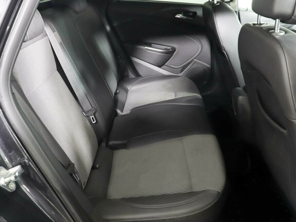 Opel Astra, 1.4 л, АТ, 2012 фото 1