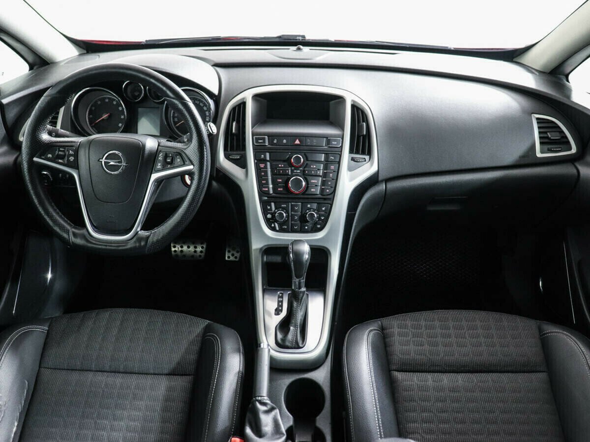 Opel Astra, 1.4 л, АТ, 2012 фото 8