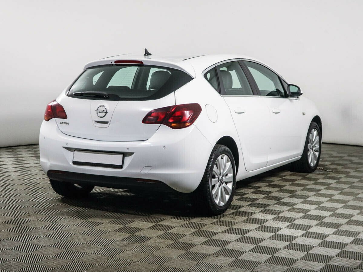 Opel Astra, 1.6 л, АТ, 2010 фото 6