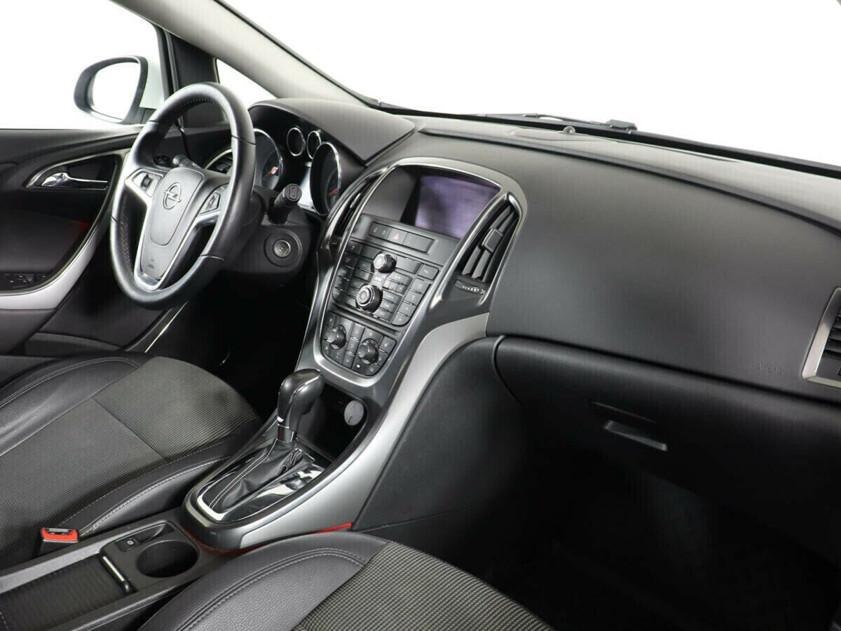 Opel Astra, 1.6 л, АТ, 2010 фото 9
