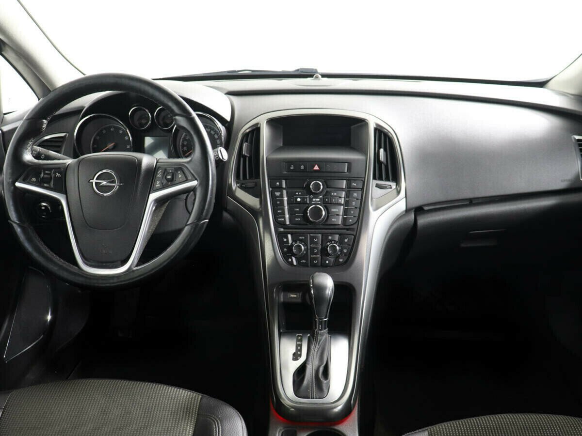 Opel Astra, 1.6 л, АТ, 2011 фото 7