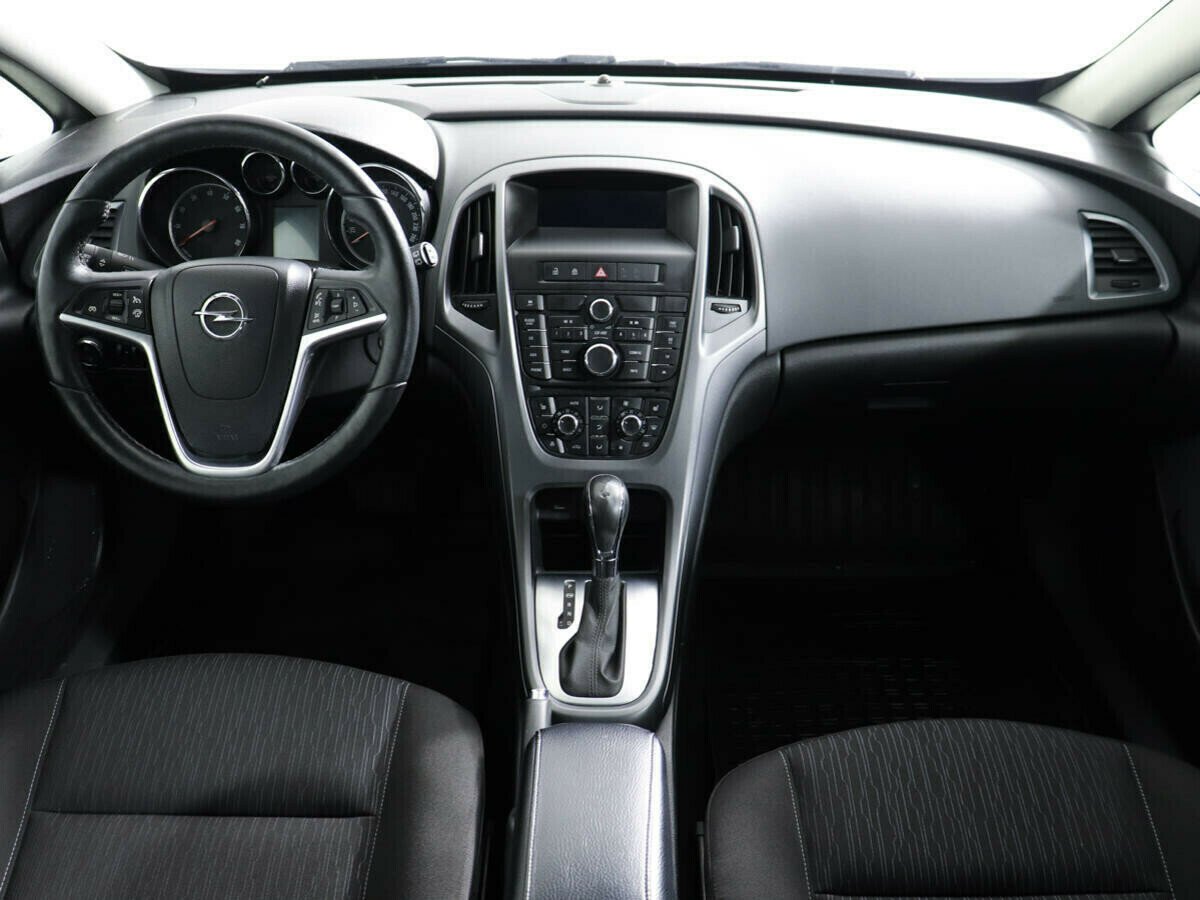 Opel Astra, 1.4 л, АТ, 2013 фото 7