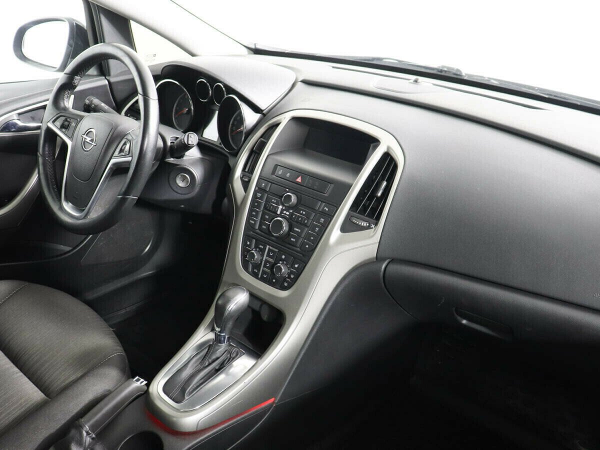 Opel Astra, 1.6 л, АТ, 2011 фото 7