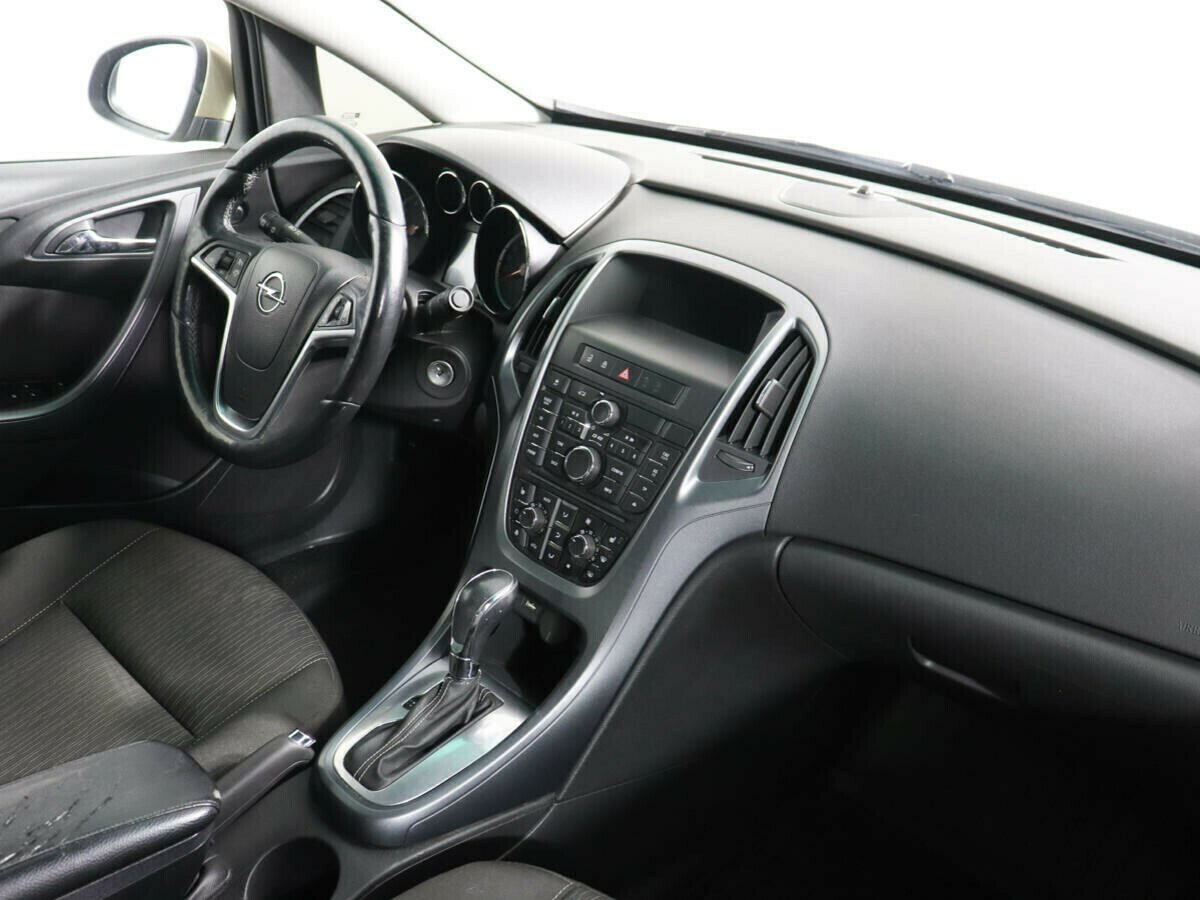 Opel Astra, 1.6 л, АТ, 2013 фото 7