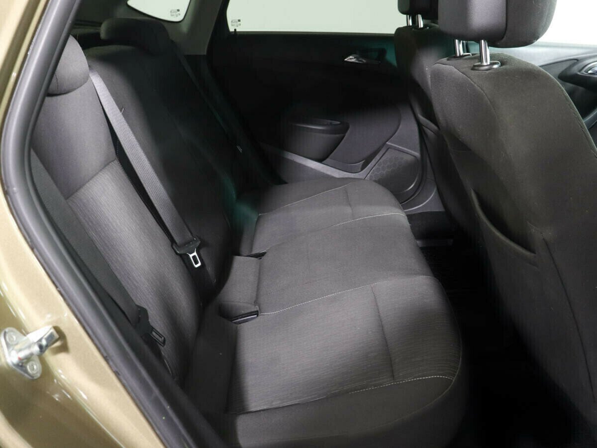 Opel Astra, 1.6 л, АТ, 2013 фото 1