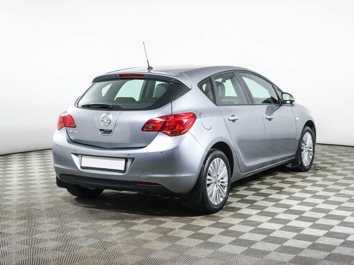 Opel Astra, 1.6 л, МТ, 2011 фото 5