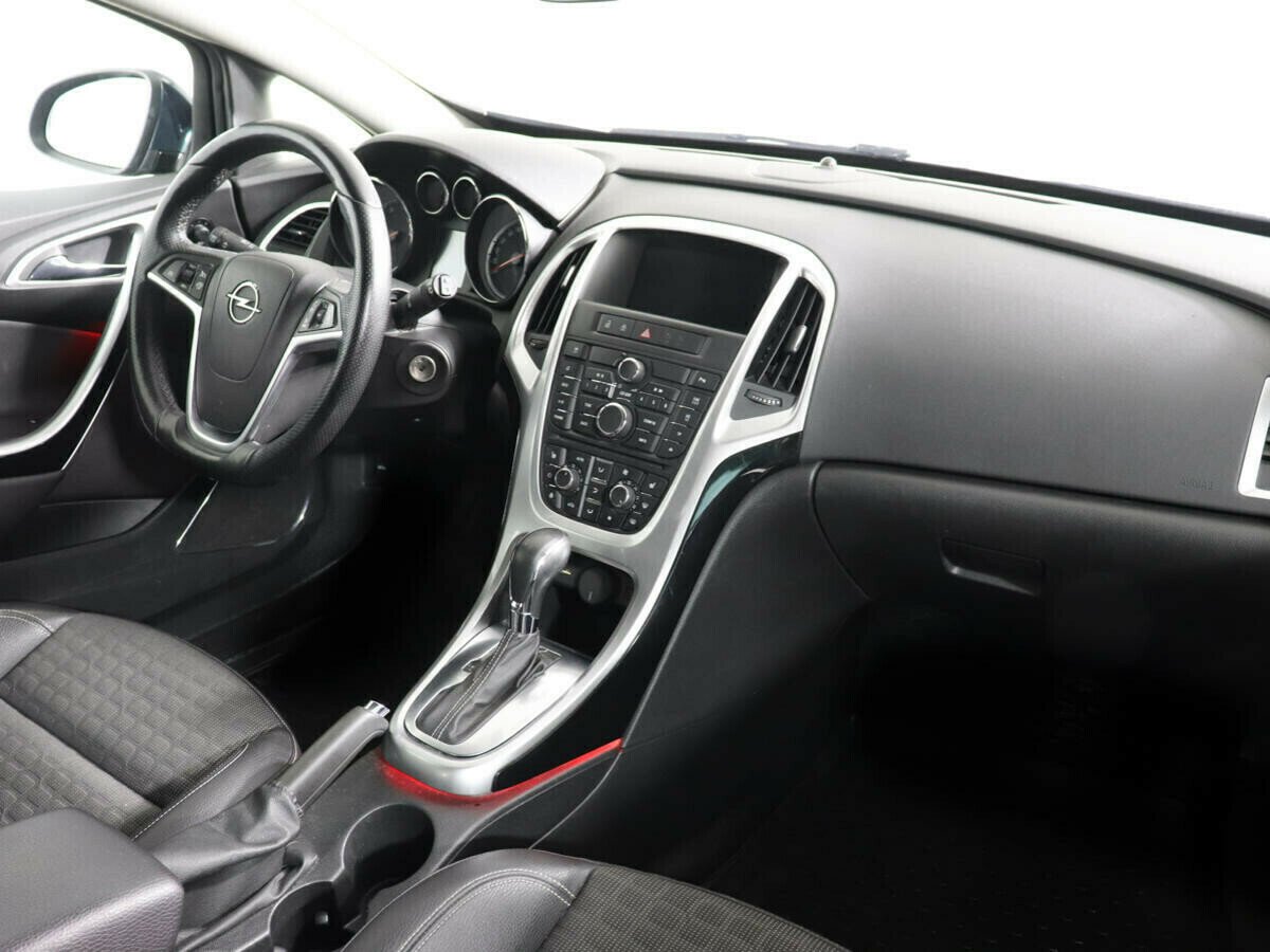 Opel Astra, 1.4 л, АТ, 2014 фото 9