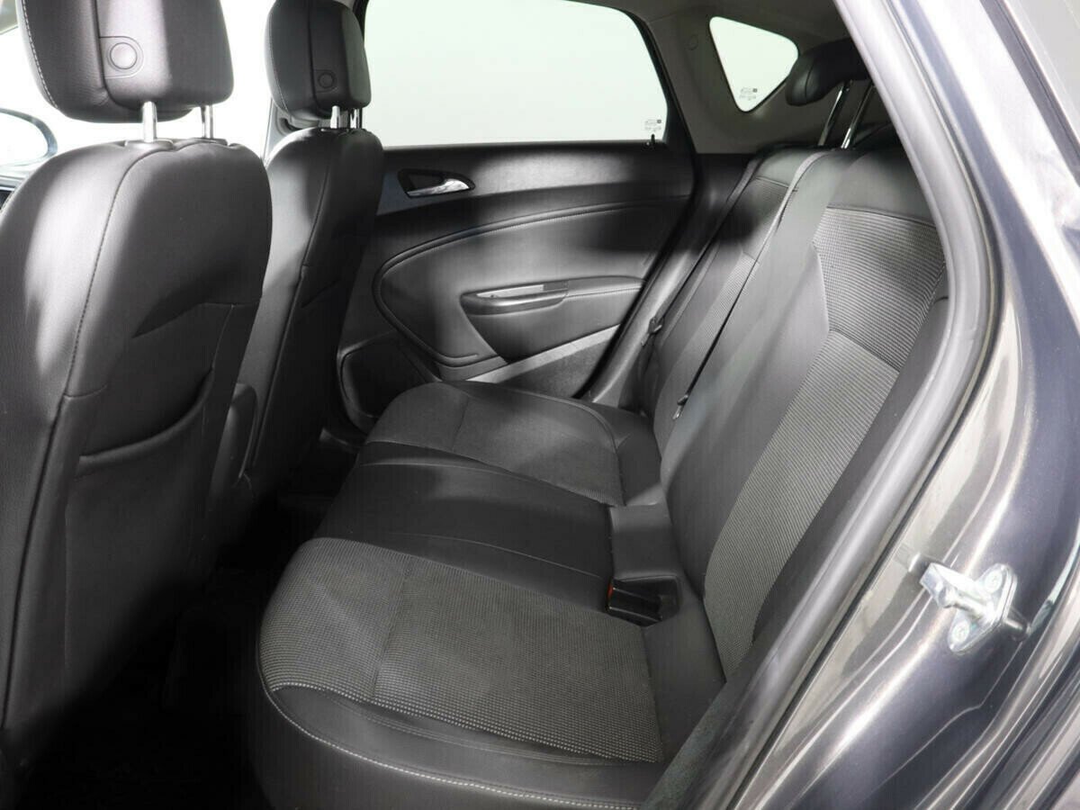 Opel Astra, 1.6 л, АТ, 2012 фото 1