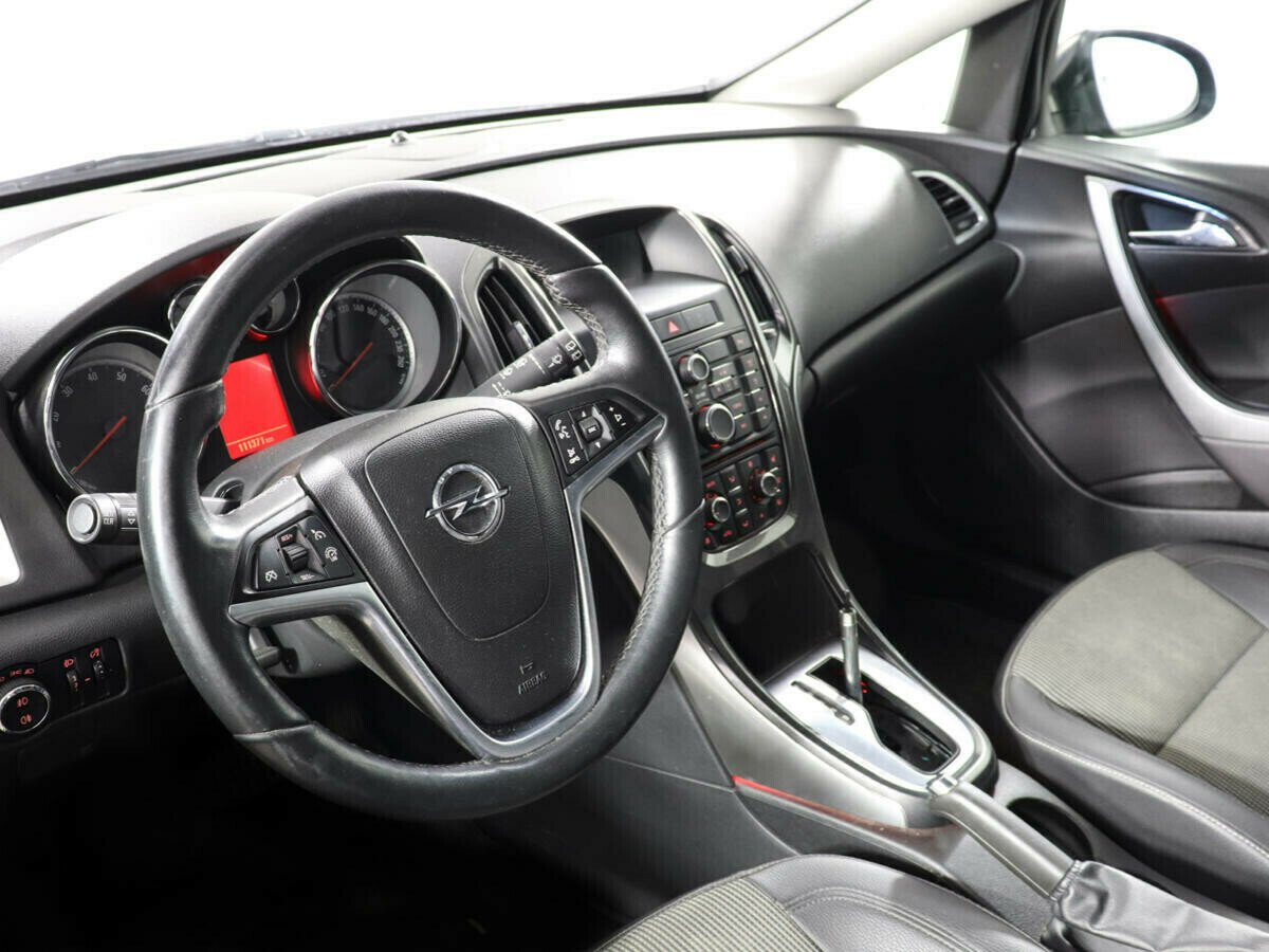 Opel Astra, 1.6 л, АТ, 2012 фото 7