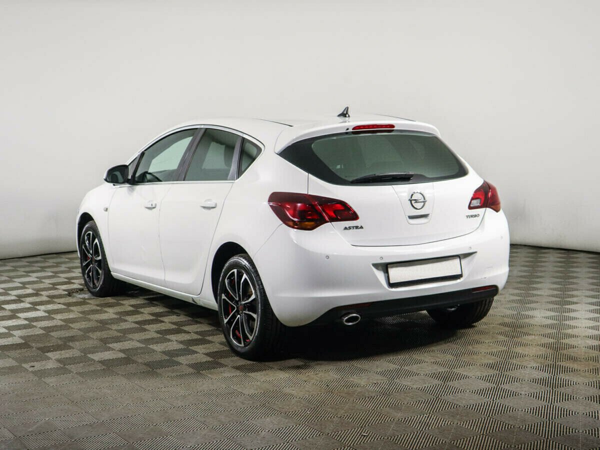 Opel Astra, 1.4 л, АТ, 2012 фото 5