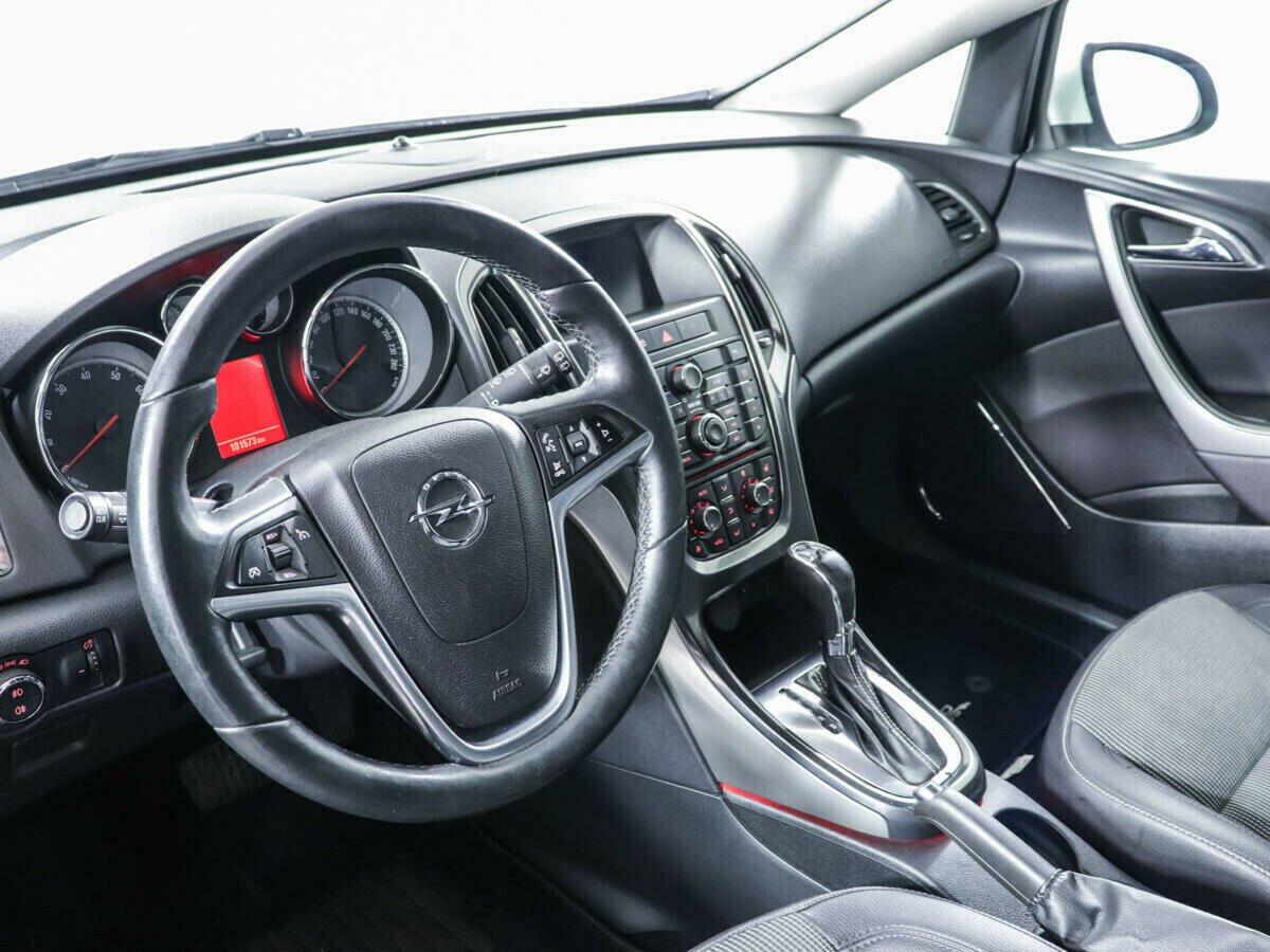 Opel Astra, 1.4 л, АТ, 2012 фото 7