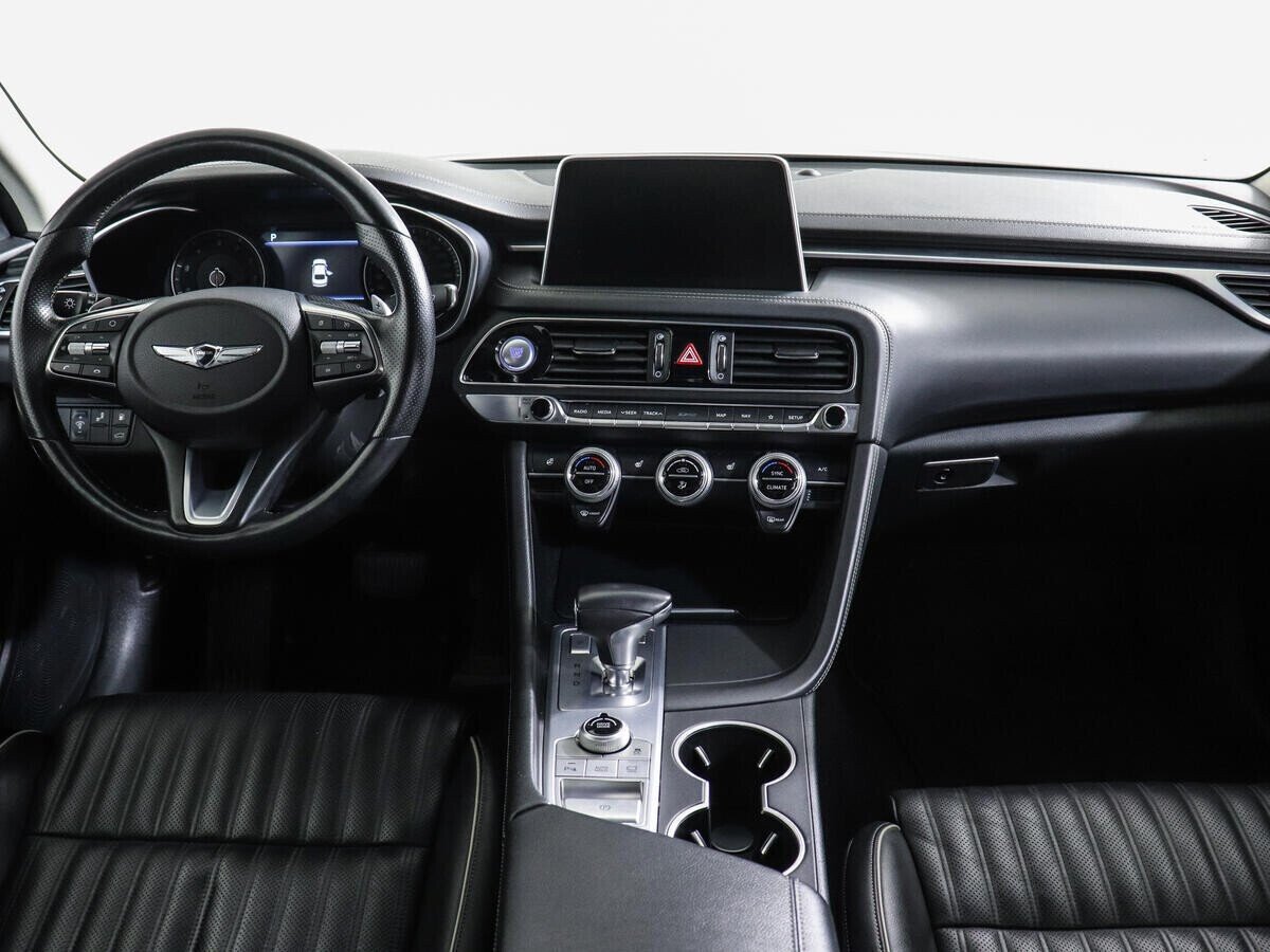 Genesis G70, 2.0 л, АТ, 2019 фото 8