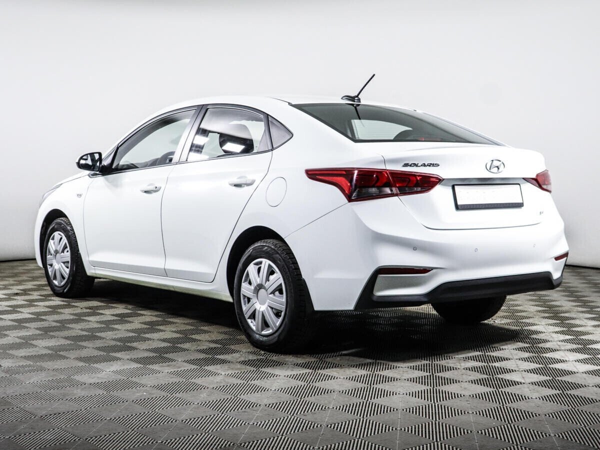 Hyundai Solaris 1.6 МКПП, 2018, 60 000 км фото 4