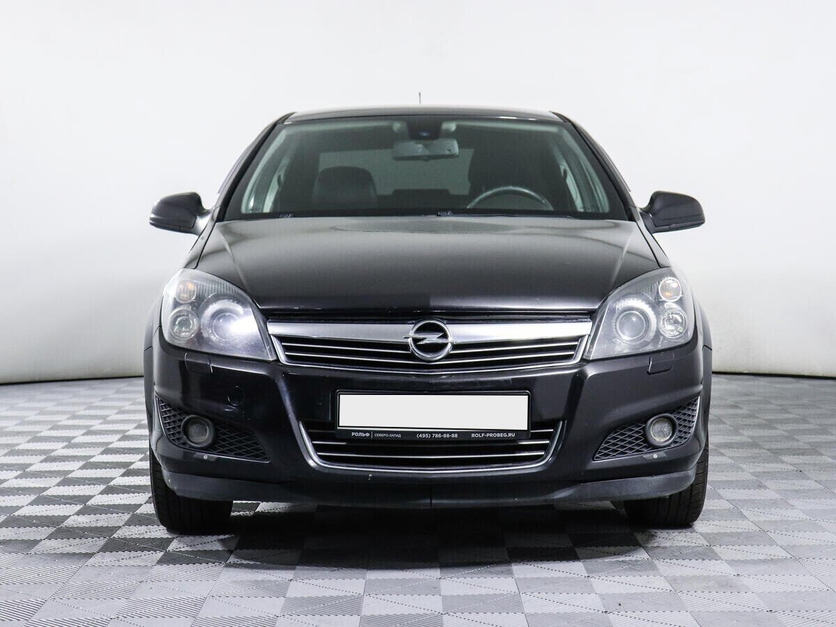 Opel Astra, 1.8 л, АТ, 2011 фото 4