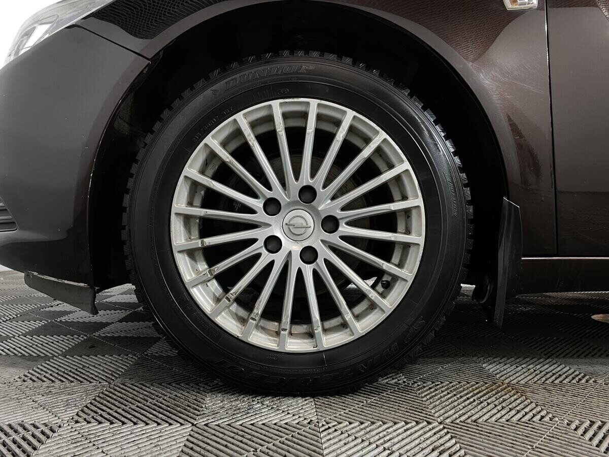 Opel Insignia, 1.6 л, МТ, 2011 фото 1