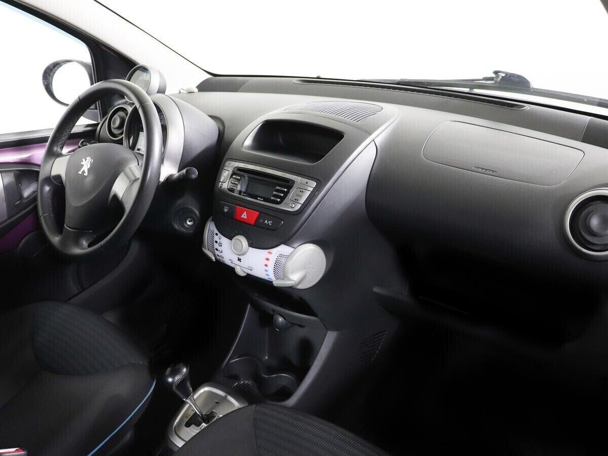 Peugeot 107, 1.0 л, Робот, 2012 фото 11