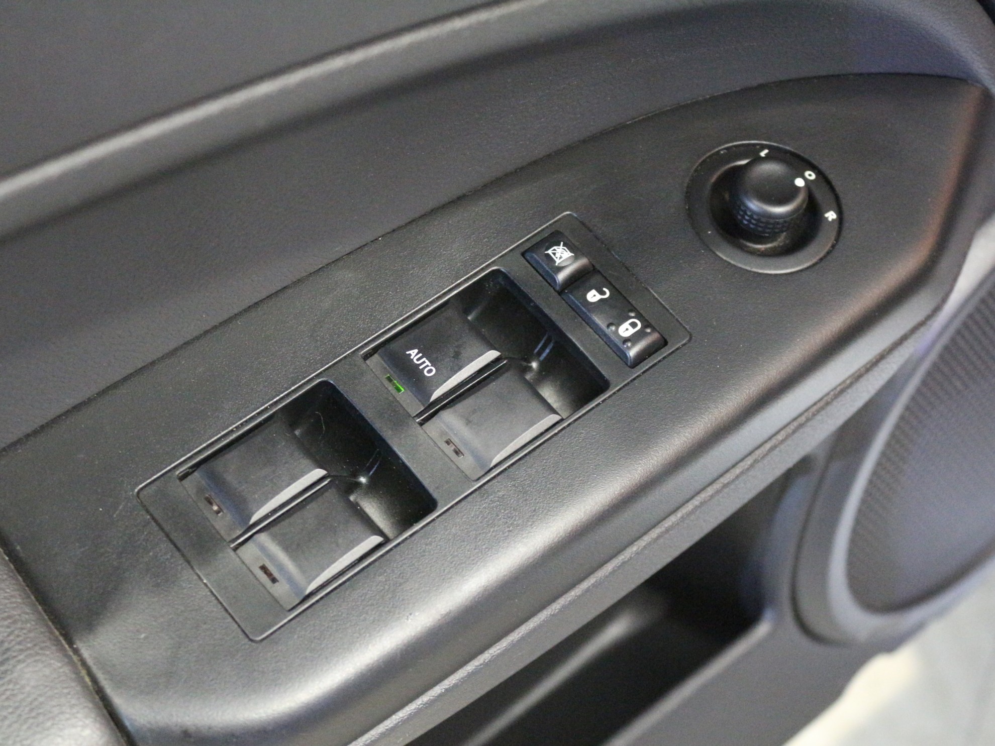 Dodge Caliber, 2.0 л, Вариатор, 2011 фото 1