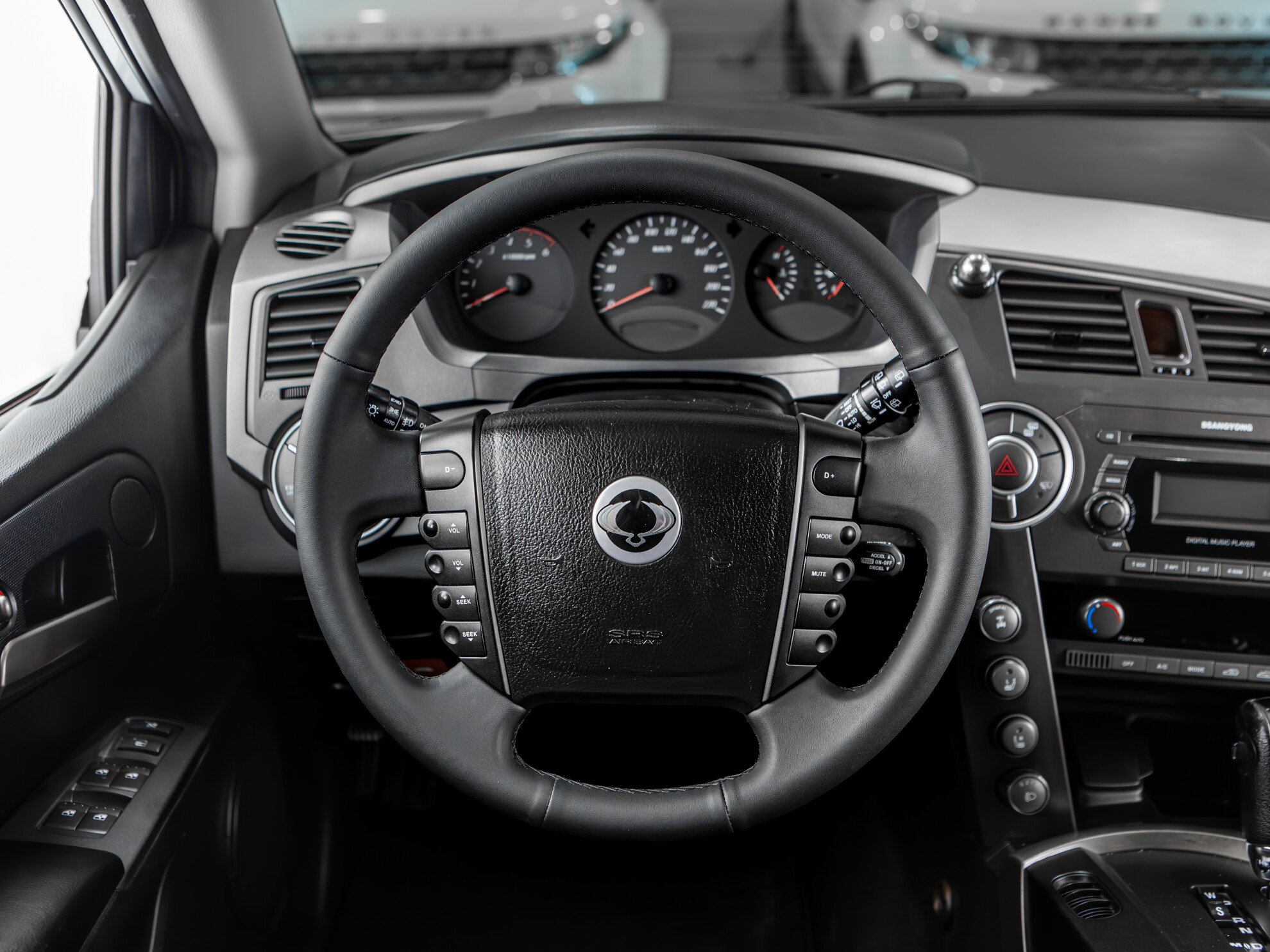 SsangYong Kyron, 2.3 л, АТ, 2014 фото 12