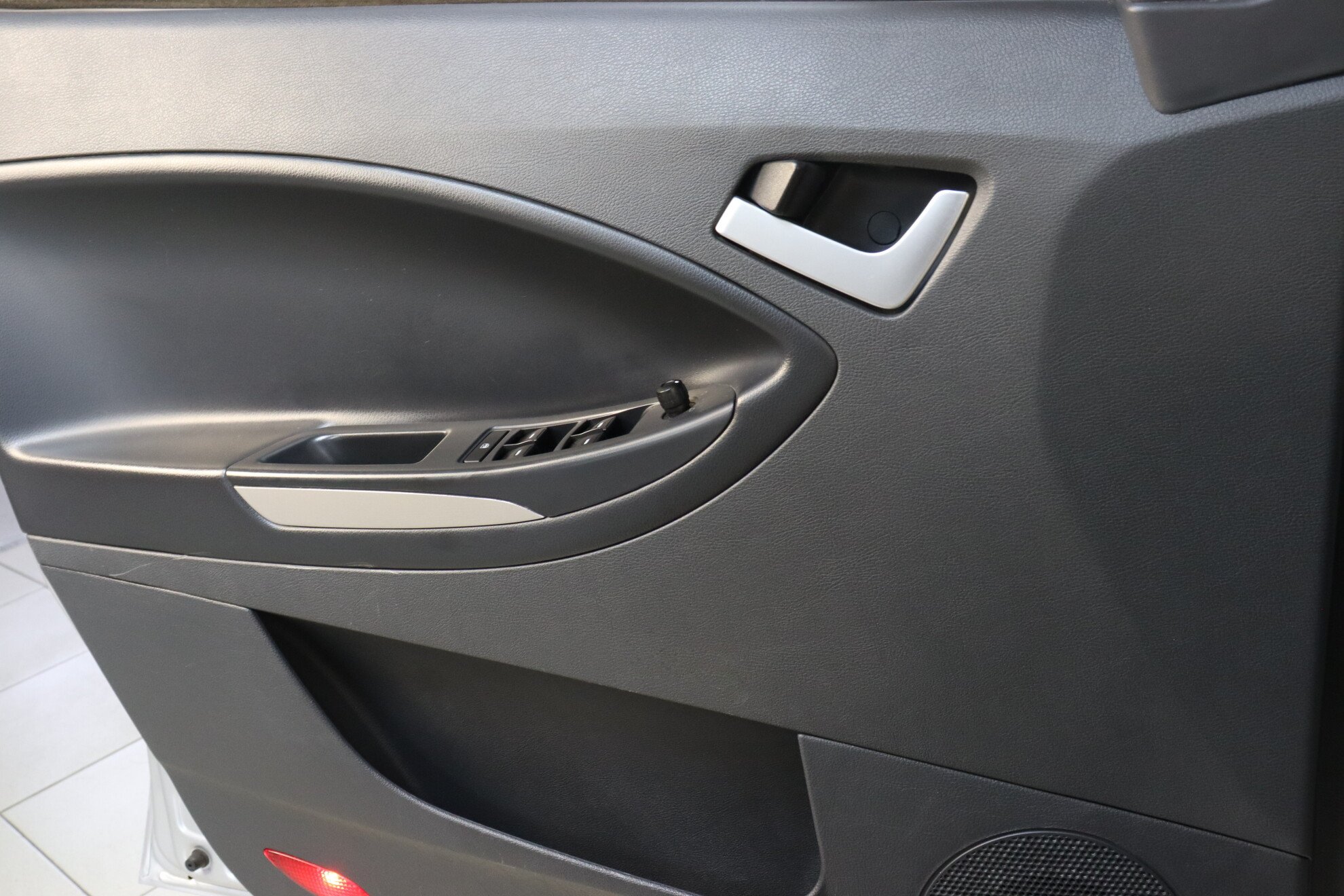 Geely Emgrand X7, 2.4 л, АТ, 2015 фото 7