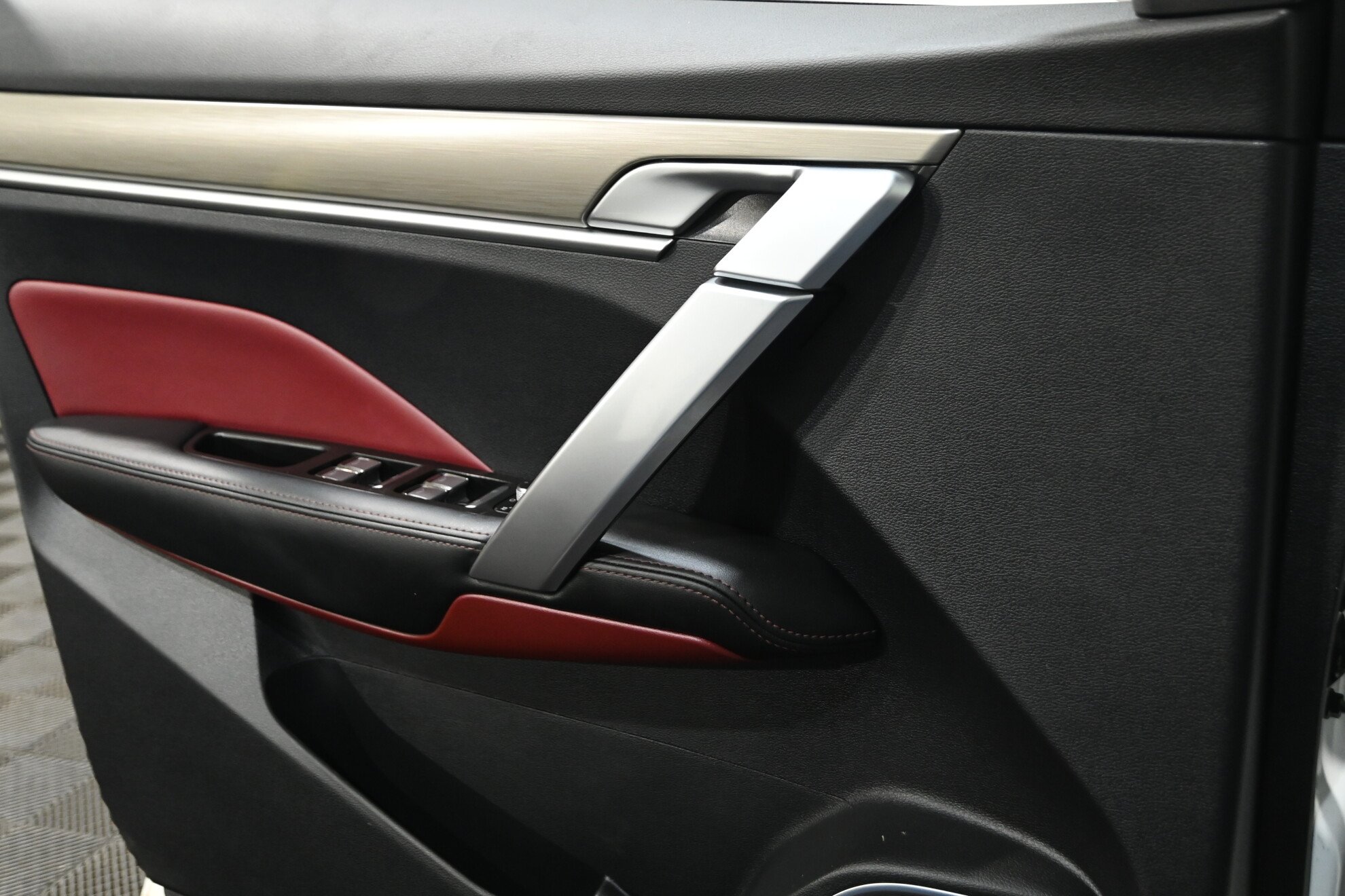 Geely Coolray, 1.5 л, Робот, 2021 фото 1