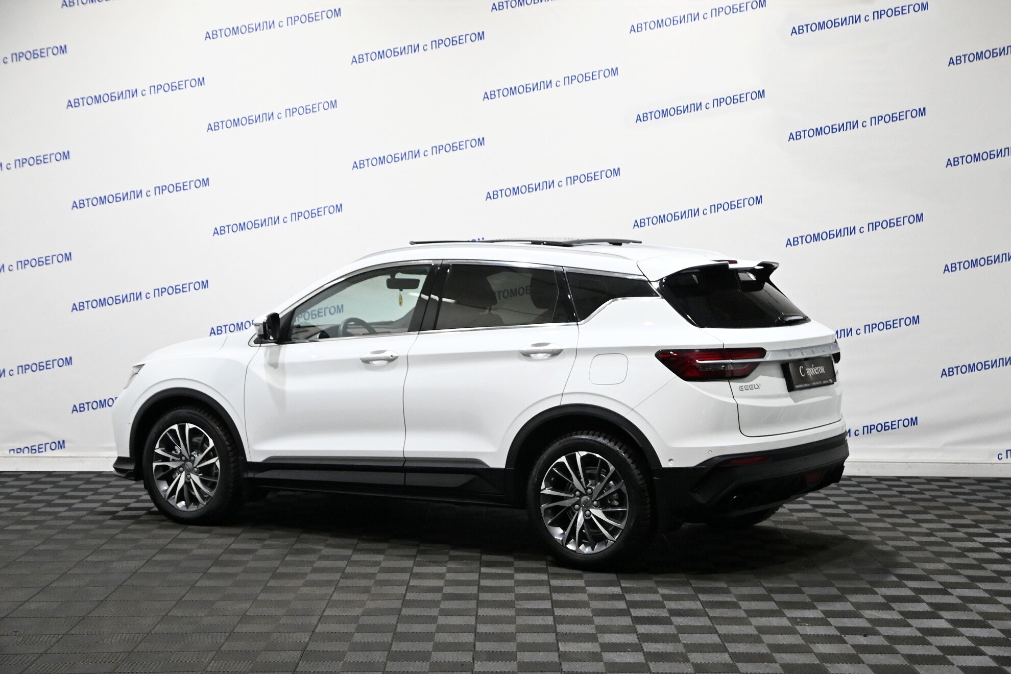 Geely Coolray, 1.5 л, Робот, 2021 фото 6